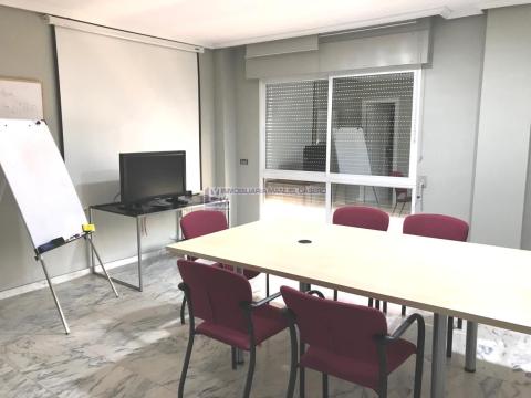 OFICINA EN EL CENTRO
